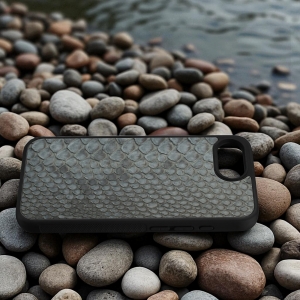 Накладка SkinBacker Mini Python Scales для Apple iPhone 16 Сірий