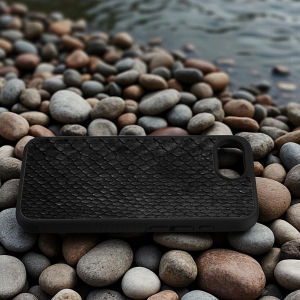 Накладка SkinBacker Mini Python Scales для Apple iPhone 16е Чорний