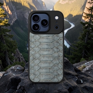 Накладка SkinBacker Python Scales для Apple iPhone 17 Pro Сірий