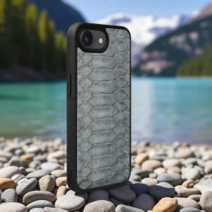 Накладка SkinBacker Python Scales для Apple iPhone 16 Сірий
