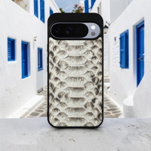 Накладка SkinBacker Python Scales для Google Pixel 10 Pro