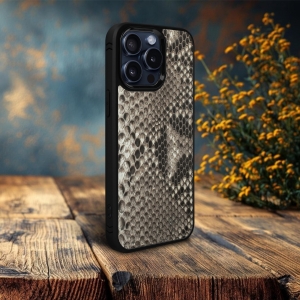 Накладка SkinBacker Mini Python Scales для Apple iPhone 15 Pro