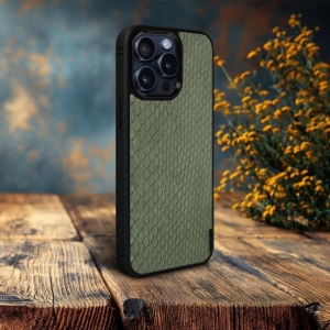 Накладка SkinBacker Mini Python Scales для Apple iPhone 15 Pro Оливковий