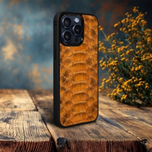 Накладка SkinBacker Python Scales для Apple iPhone 15 Pro Max Коричневий