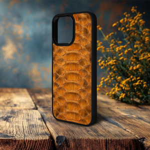 Накладка SkinBacker Python Scales для Apple iPhone 15 Pro Коричневий