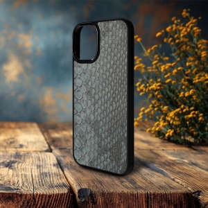 Накладка SkinBacker Mini Python Scales для Apple iPhone 16 Plus