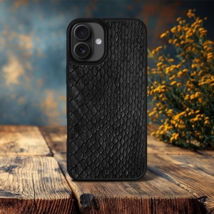 Накладка SkinBacker Mini Python Scales для Apple iPhone 16 Plus Чорний
