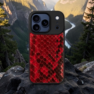Накладка SkinBacker Mini Python Scales для Apple iPhone 17 Pro Червоний
