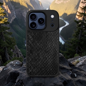 Накладка SkinBacker Mini Python Scales для Apple iPhone 17 Pro Чорний