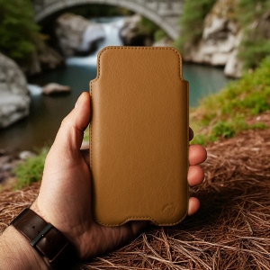 Футляр Stenk Sportage для Motorola Edge 70 Camel