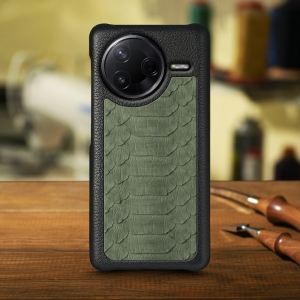 Накладка Stenk ExBacker Python Scales для Xiaomi Poco F7 Pro Оливковый