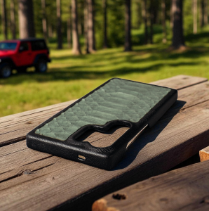 Накладка Stenk ExBacker Python Scales для Samsung Galaxy S25 Ultra Olive