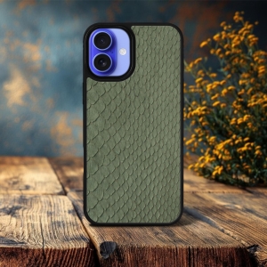 Накладка SkinBacker Mini Python Scales для Apple iPhone 16 Оливковий