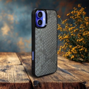 Накладка SkinBacker Mini Python Scales для Apple iPhone 16 Сірий
