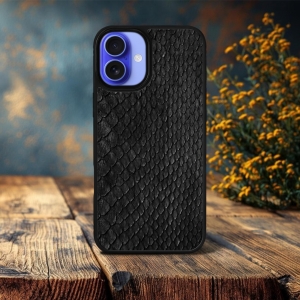 Накладка SkinBacker Mini Python Scales для Apple iPhone 16 Чорний