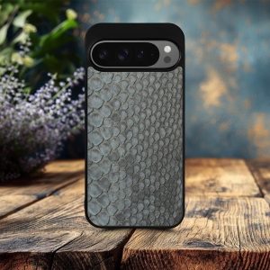 Накладка SkinBacker Mini Python Scales для Google Pixel 9 Pro Сірий