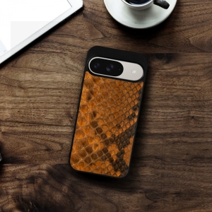 Накладка SkinBacker Mini Python Scales для Google Pixel 9 Коричневый