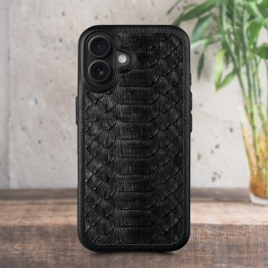 Кожаная накладка Stenk ExBacker Python Scales для Apple iPhone 16 Plus Черный