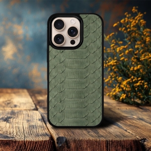 Накладка Python Scales SkinBacker для Apple iPhone 16 Pro Max Оливковий