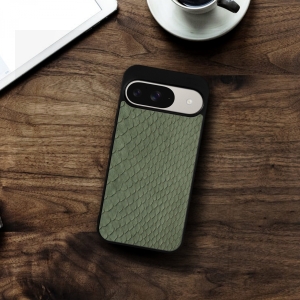 Накладка SkinBacker Mini Python Scales для Google Pixel 9 Оливковый
