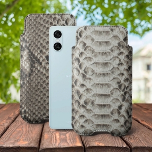 Футляр Stenk Sportage Python для Sony Xperia 10 VI Натуральный