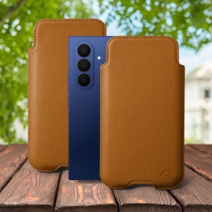 Футляр Stenk Sportage для Samsung Galaxy Fold7 Camel