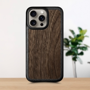 Кожаная накладка Stenk WoodBacker для Apple iPhone 15 Pro Чёрная