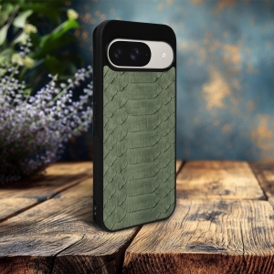 Накладка SkinBacker Python Scales для Google Pixel 9 Оливковый