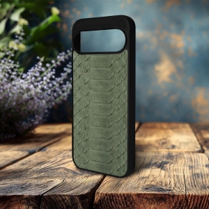Накладка SkinBacker Python Scales для Google Pixel 9 Оливковый