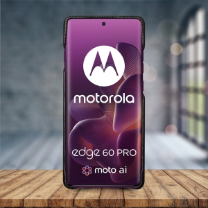 Кожаная накладка Stenk WoodBacker для Motorola Edge 60 Pro Чёрный