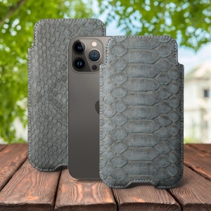 Футляр Stenk Sportage Python для Apple iPhone 13 Pro Серый