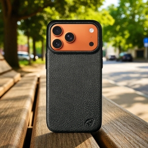 Кожаная накладка Stenk Cover для Apple iPhone 17 Pro Max Чёрная
