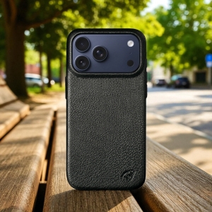 Кожаная накладка Stenk Cover для Apple iPhone 17 Pro Чёрная