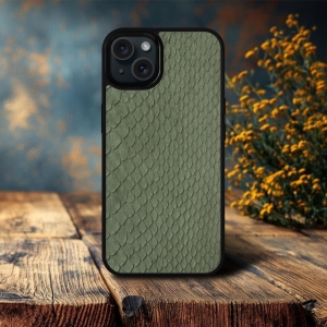 Накладка SkinBacker Mini Python Scales для Apple iPhone 14 Оливковий