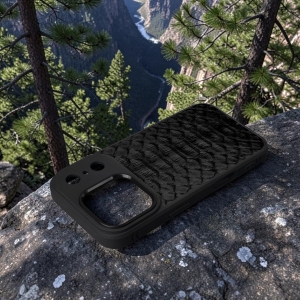 Накладка SkinBacker Python Scales для Apple iPhone 17 Pro Чёрный