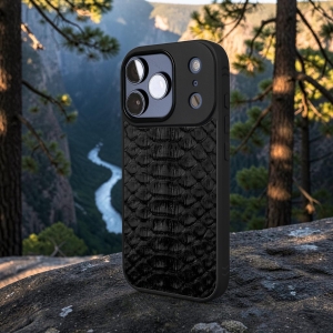 Накладка SkinBacker Python Scales для Apple iPhone 17 Pro Чёрный