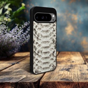 Накладка SkinBacker Python Scales для Google Pixel 9 Pro