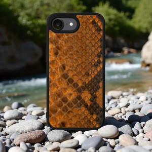 Накладка SkinBacker Mini Python Scales для Apple iPhone 16е Коричневий