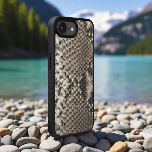 Накладка SkinBacker Mini Python Scales для Apple iPhone 16е