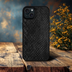 Накладка SkinBacker Mini Python Scales для Apple iPhone 14 Plus Чорний